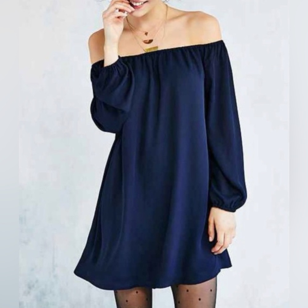 Ecote / Urban Outfitters, Size Large, Color Navy